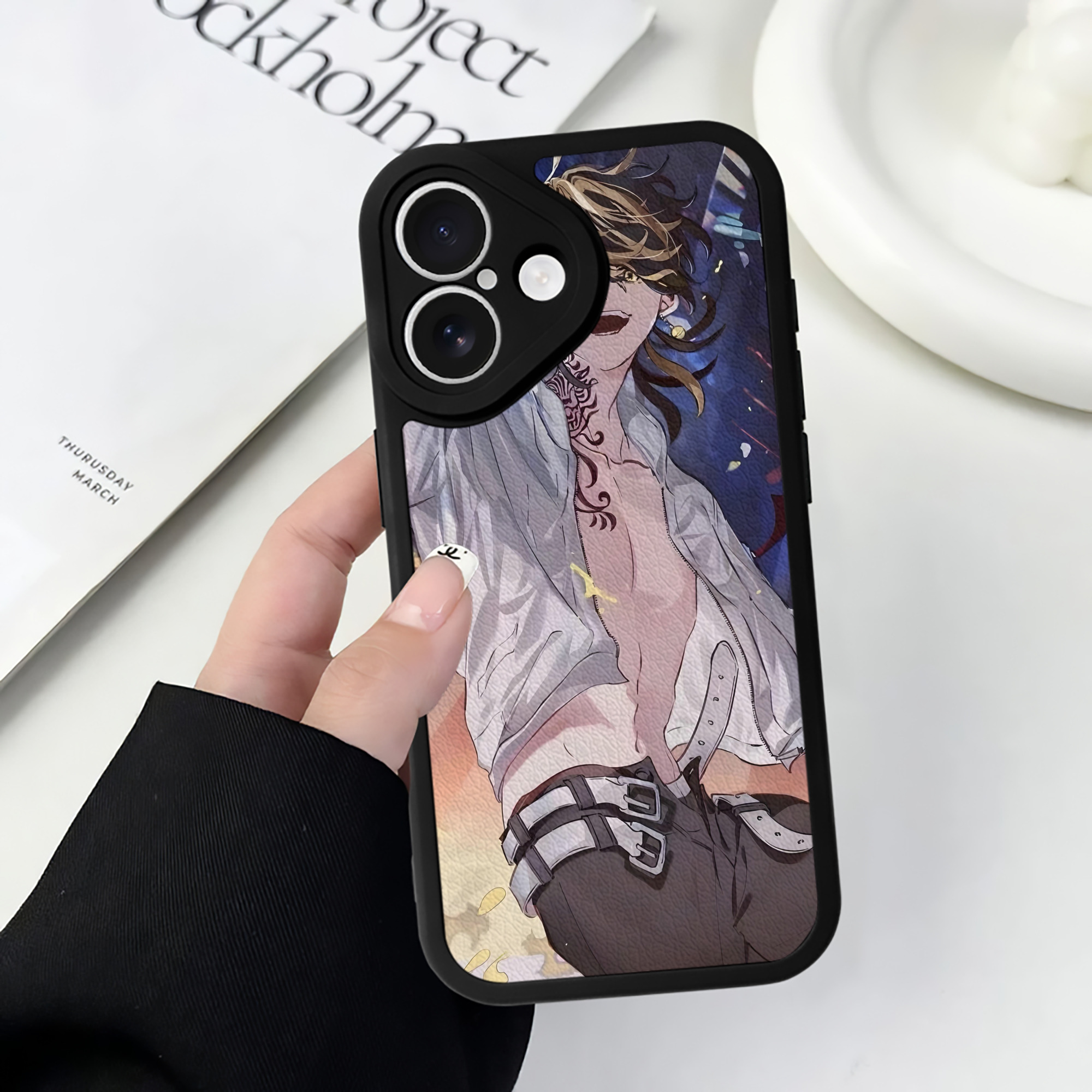 （画像用） 東京リベンジャーズ Tokyo Revengers 【iPhone 16シリーズ対応】シリコンスマホケース（レザー調） 材質：シリコン